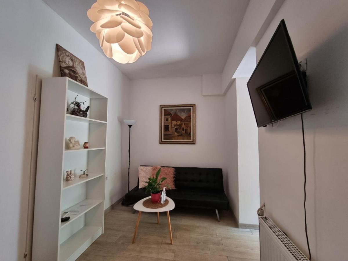 Apartments Lav Umag Exterior photo